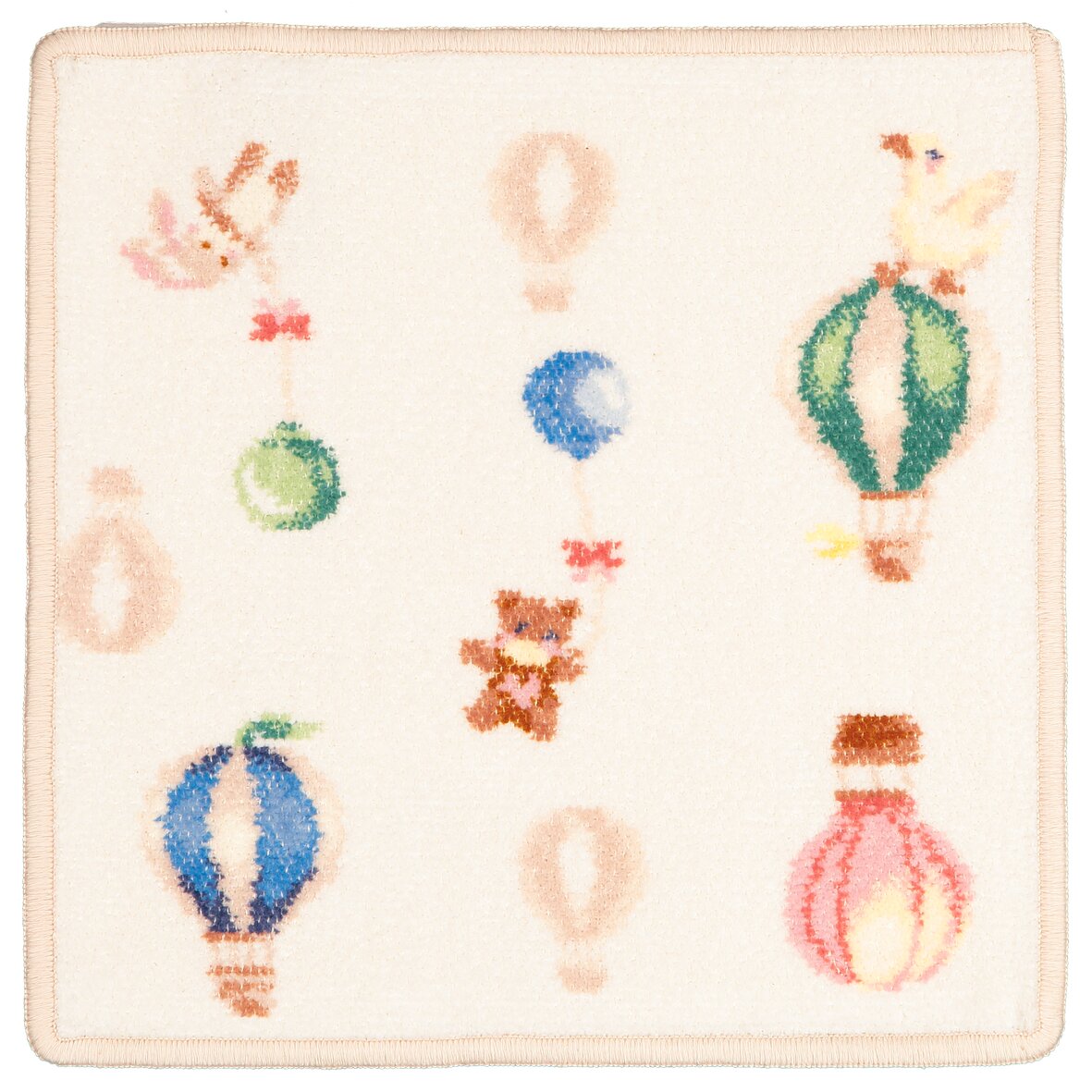 FEILER Beauty Cloth from the DREAMY BALLOONS collection in shell, size 25 × 25 cm, product view 2, made from Original FEILER chenille in Germany.