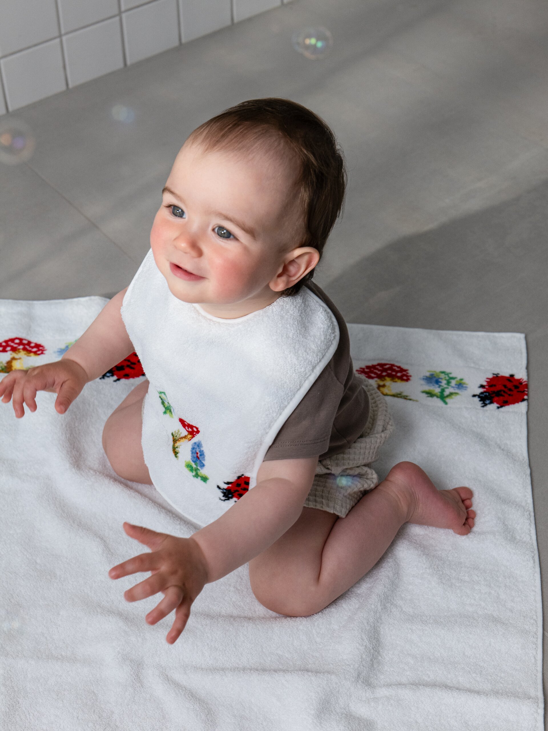 PAULI  Baby-Bath towel 100 x 100 cm terry white