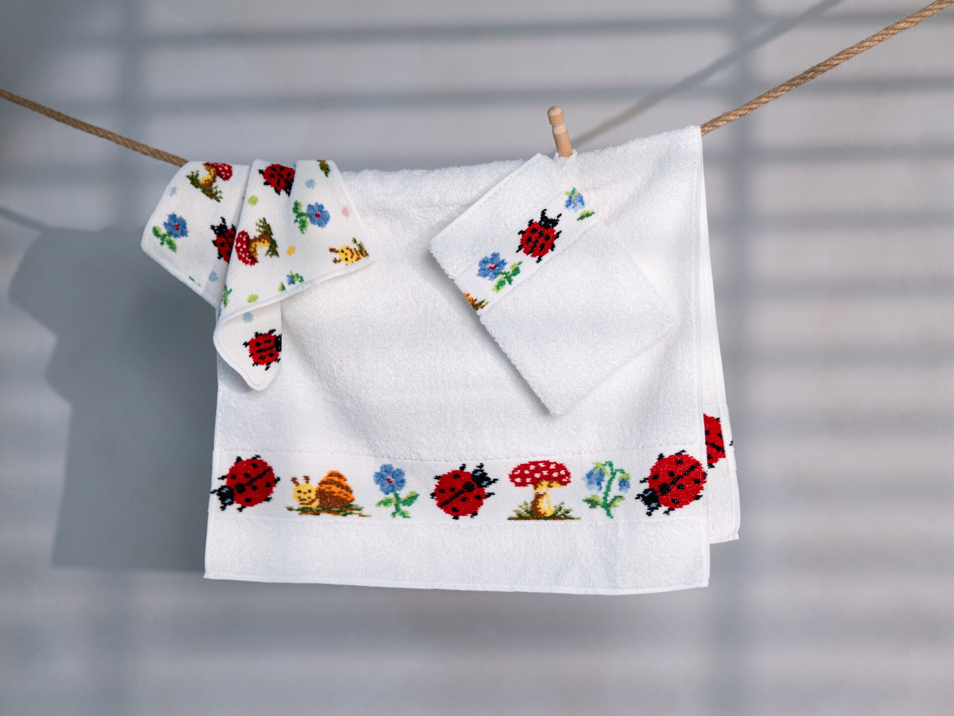 PAULI  Wash mitten 25 x 25 cm terry white