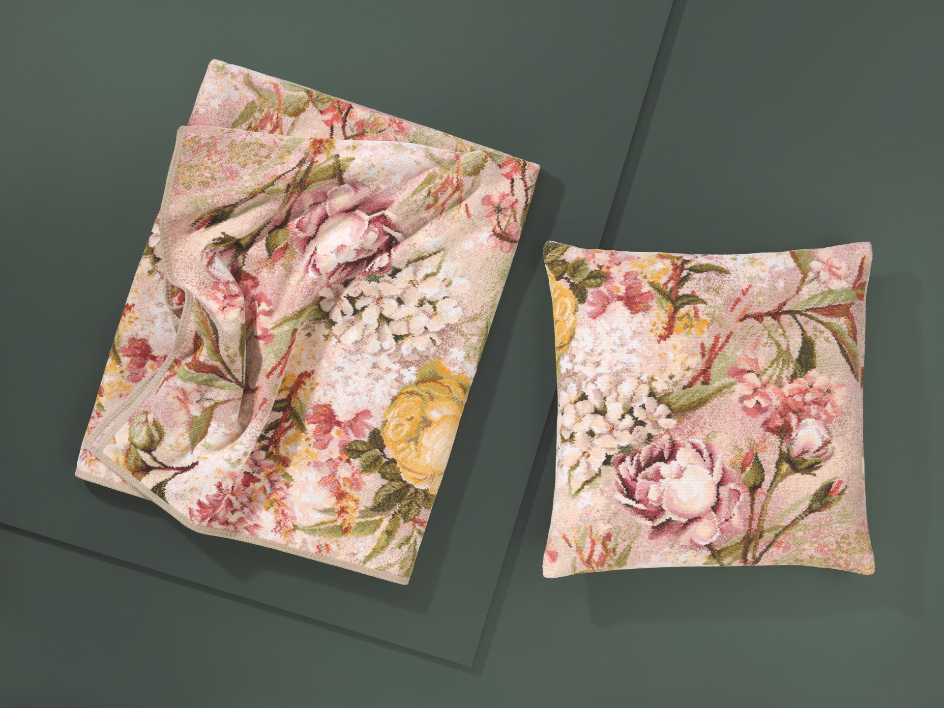 Interior view of the FEILER hand towel, Made in Germany.