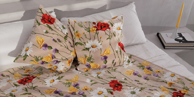 Interieur-Motiv der FEILER DAISY FIELD Kollektion.